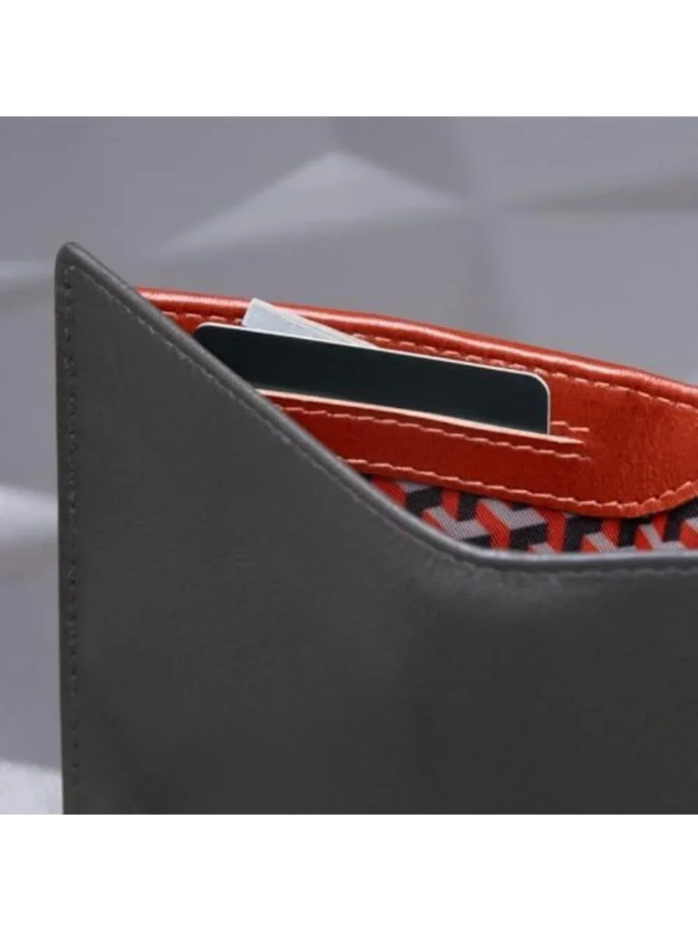 Slim Leather Bifold Wallet for Men - Stylish Pewter Gray, Compact Design, RFID